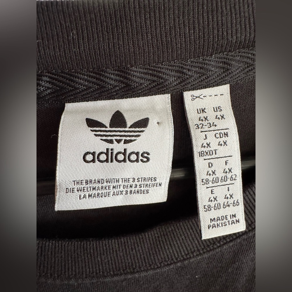 4X Adidas Black and White Long Sleeve Tee - Picture 4 of 4